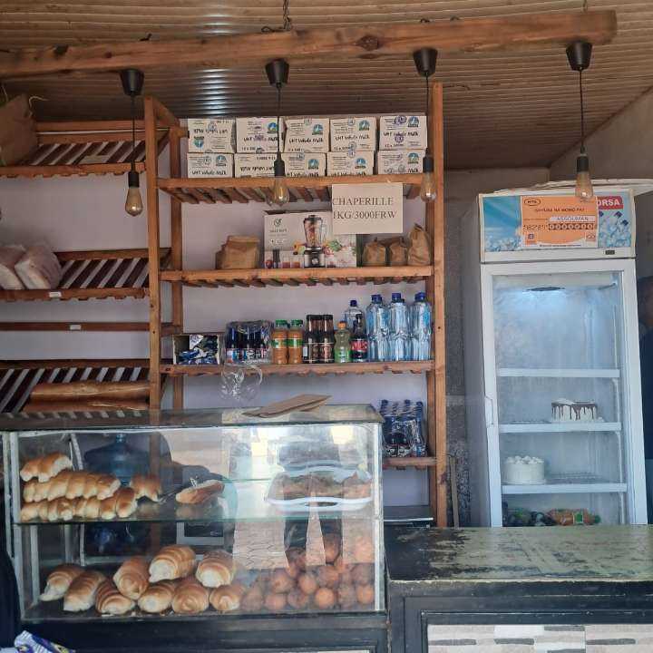 cake talk shop, Bakery in Nyamirambo, Kuri Mirongwine, Kigali