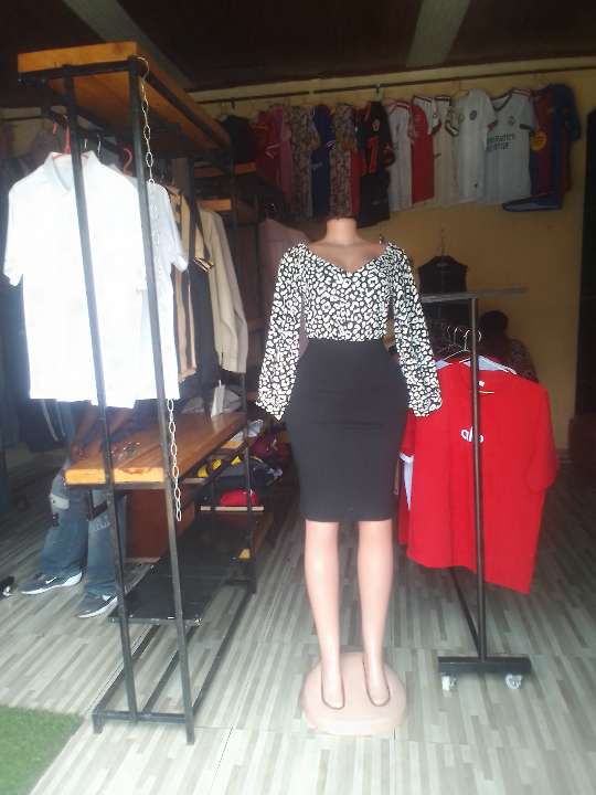 souvenir shoo, Fashion in Kimisagara, Kimisagara Market, Kigali