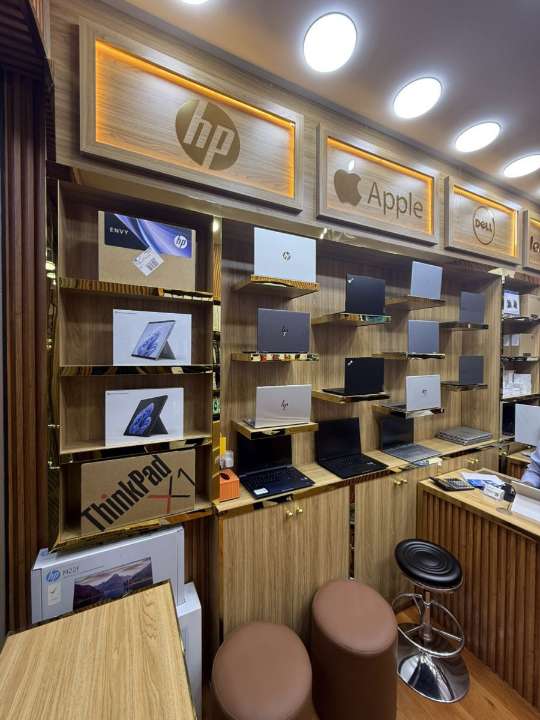 Computer store, Electronics in Downtown Chic, Chic Building, Kigali