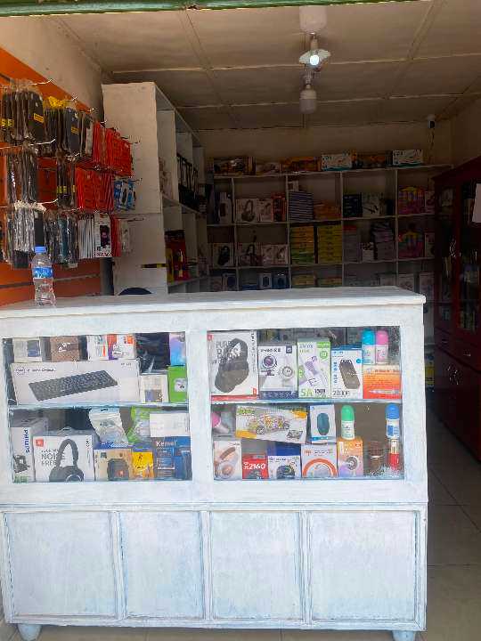 Gargantuan Store, Electronics in Nyamirambo, Kuri Mirongwine, Kigali